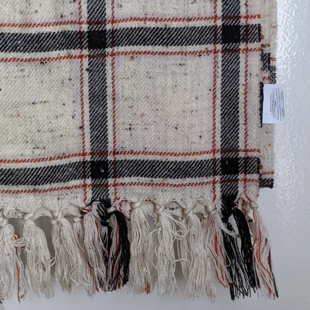 Madewell Hanstone Plaid Knotted Fringe Beige Cream Scarf - Picture 5 of 7